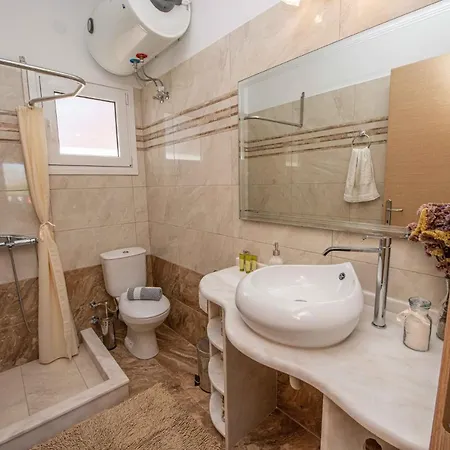 Darmanin αpartment 4 Gyalos Corfu דירה Astrakeri